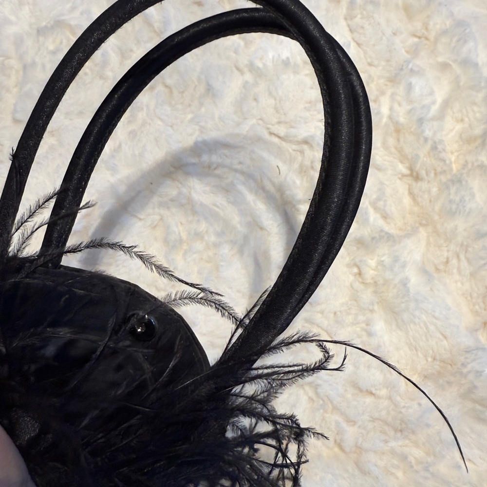 Elegant Black Feathered Women's Bag - Picture 8 of 13
